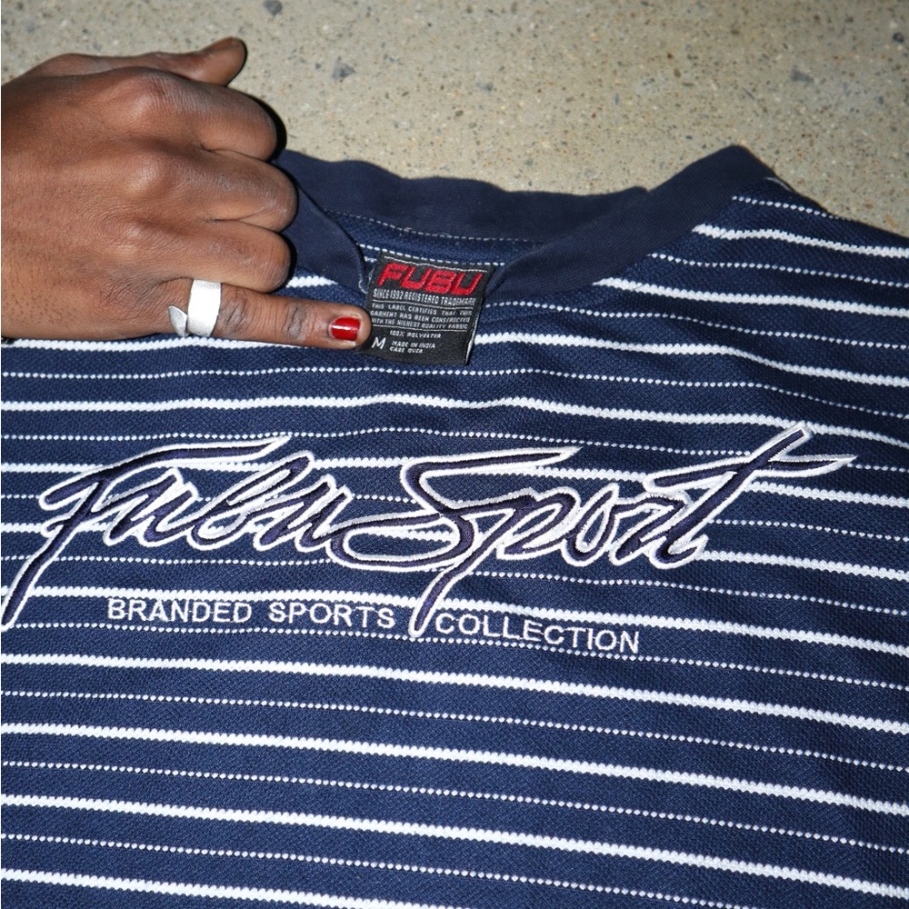 90’s/Y2K Vintage Fubu Sports Stitched & Embroidered tee OPEN TO OFFERS